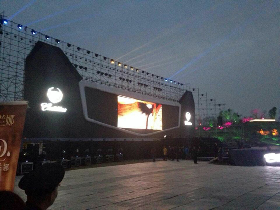 led显示屏厂家 led显示屏厂家